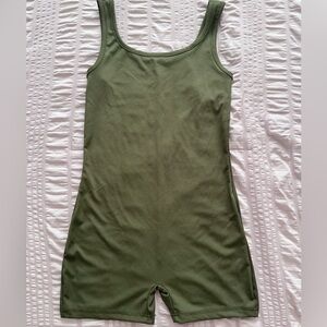 SHEIN Olive Green Ribbed Fabric